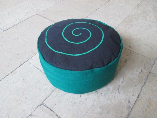 Pohankový polštář - meditační sedák zelený, spirála