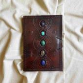 Kožený zápisník hnědý s pěti barevnými kameny - hand made